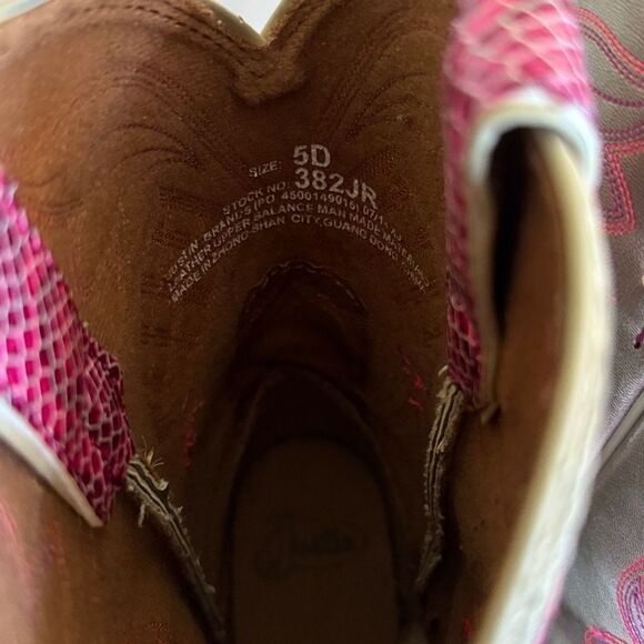 Justin Pink/silver metallic Snake Print boots - Picture 5 of 8